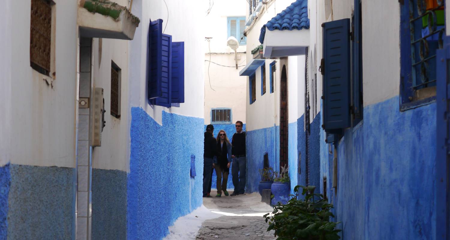 You are currently viewing 8 days from Casablanca discovering Chefchaouen, Fes, Desert & Marrakech